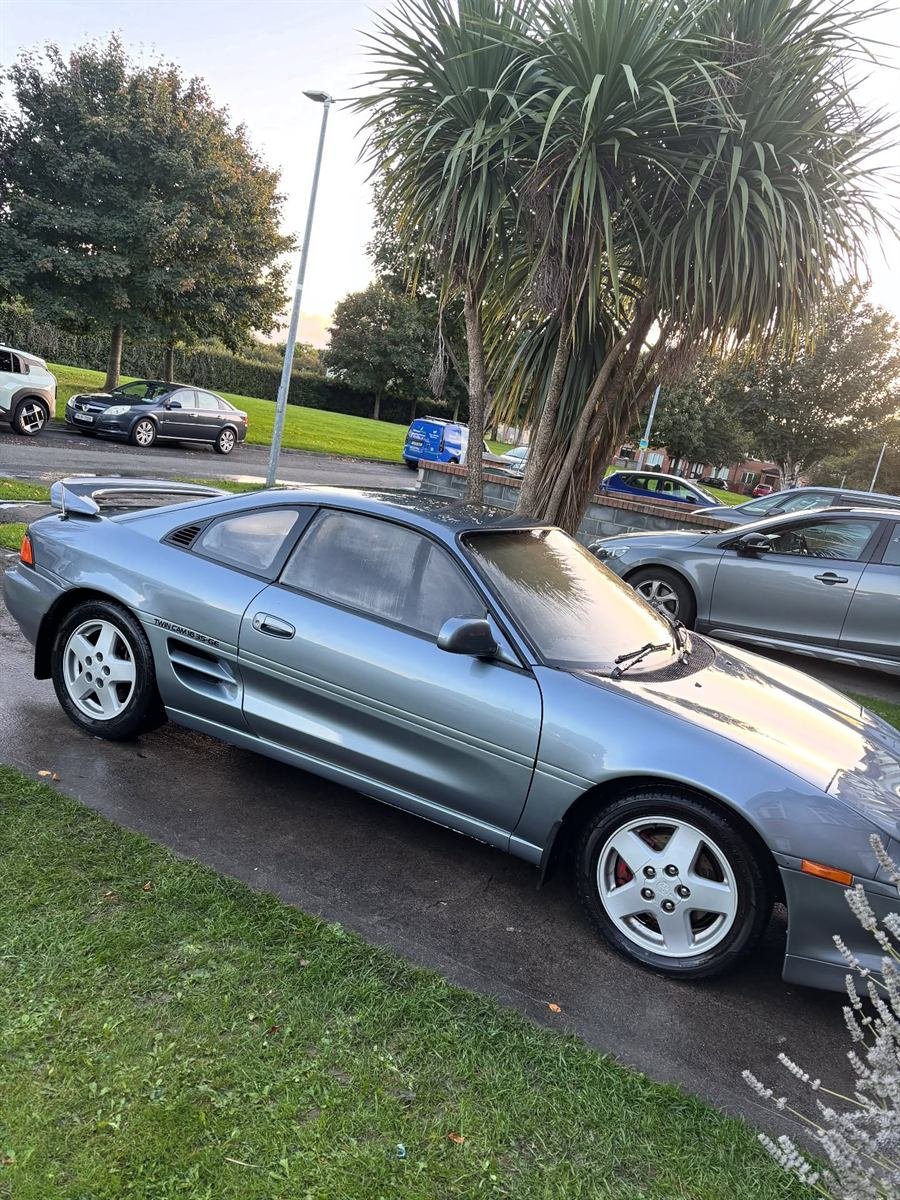 1992 Toyota MR2 brought back to life
